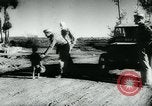 Standbild kleiner Tiger Joe China, 1944, aus Sekunde 18 historischem Filmmaterial Videoclip 65675043945