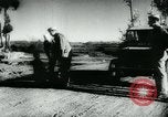 Standbild kleiner Tiger Joe China, 1944, aus Sekunde 20 historischem Filmmaterial Videoclip 65675043945