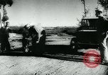 Standbild kleiner Tiger Joe China, 1944, aus Sekunde 21 historischem Filmmaterial Videoclip 65675043945