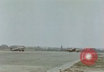 Immagine di P-47 Thunderbolt La Furth Baviera Germania, 1945, secondo 36 filmato di repertorio 65675043954