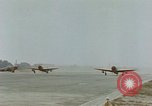 Immagine di P-47 Thunderbolt La Furth Baviera Germania, 1945, secondo 41 filmato di repertorio 65675043954