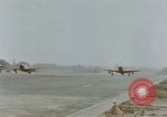 Immagine di P-47 Thunderbolt La Furth Baviera Germania, 1945, secondo 50 filmato di repertorio 65675043954