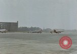 Immagine di P-47 Thunderbolt La Furth Baviera Germania, 1945, secondo 60 filmato di repertorio 65675043954
