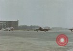 Immagine di P-47 Thunderbolt La Furth Baviera Germania, 1945, secondo 62 filmato di repertorio 65675043954