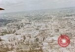 Immagine di Vista aerea bomba danneggia Berlino Germania, 1945, secondo 13 filmato di repertorio 65675043956