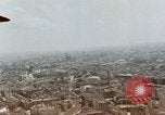 Immagine di Vista aerea bomba danneggia Berlino Germania, 1945, secondo 53 filmato di repertorio 65675043956