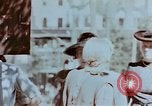 Immagine di Civili tedesco Germania, 1945, secondo 56 filmato di repertorio 65675043965