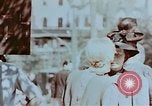 Immagine di Civili tedesco Germania, 1945, secondo 57 filmato di repertorio 65675043965