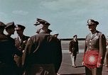 Immagine di Generale Henry Arnold Berlino Germania, 1945, secondo 27 filmato di repertorio 65675043967