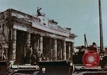 Standbild britische Truppen Berlin Deutschland, 1945, aus Sekunde 29 historischem Filmmaterial Videoclip 65675043968