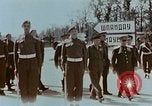 Standbild Feldmarschall Bernard Montgomery Deutschland, 1945, aus Sekunde 29 historischem Filmmaterial Videoclip 65675043969