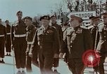 Standbild Feldmarschall Bernard Montgomery Deutschland, 1945, aus Sekunde 33 historischem Filmmaterial Videoclip 65675043969