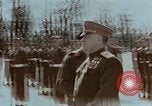 Standbild Feldmarschall Bernard Montgomery Deutschland, 1945, aus Sekunde 36 historischem Filmmaterial Videoclip 65675043969