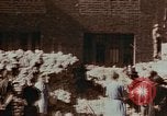 Immagine di Civili tedesco Berlino Germania, 1945, secondo 6 filmato di repertorio 65675043970