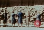 Immagine di Civili tedesco Berlino Germania, 1945, secondo 10 filmato di repertorio 65675043970