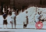 Immagine di Civili tedesco Berlino Germania, 1945, secondo 16 filmato di repertorio 65675043970