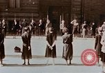 Immagine di Civili tedesco Berlino Germania, 1945, secondo 19 filmato di repertorio 65675043970