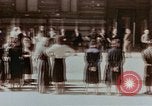 Immagine di Civili tedesco Berlino Germania, 1945, secondo 21 filmato di repertorio 65675043970