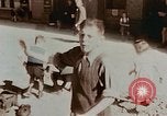 Immagine di Ragazzi tedesco Berlino Germania, 1945, secondo 9 filmato di repertorio 65675043971