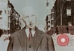 Immagine di Civili tedesco Berlino Germania, 1945, secondo 28 filmato di repertorio 65675043972