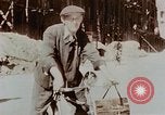 Immagine di Civili tedesco Berlino Germania, 1945, secondo 42 filmato di repertorio 65675043972