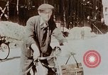 Immagine di Civili tedesco Berlino Germania, 1945, secondo 47 filmato di repertorio 65675043972