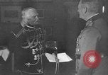 Standbild deutscher Generalfeldmarschall August von Mackensen Berlin Deutschland, 1944, aus Sekunde 31 historischem Filmmaterial Videoclip 65675043977