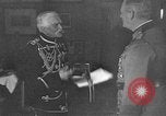 Standbild deutscher Generalfeldmarschall August von Mackensen Berlin Deutschland, 1944, aus Sekunde 33 historischem Filmmaterial Videoclip 65675043977