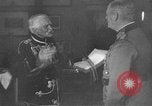 Standbild deutscher Generalfeldmarschall August von Mackensen Berlin Deutschland, 1944, aus Sekunde 37 historischem Filmmaterial Videoclip 65675043977