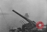 Image des navires de guerre allemands avancer le long du Danube dans Seconde Guerre Mondiale Budapest Hongrie, 1944, de la seconde 34 séquences d'archives historiques vidéo 65675043978