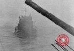 Image des navires de guerre allemands avancer le long du Danube dans Seconde Guerre Mondiale Budapest Hongrie, 1944, de la seconde 43 séquences d'archives historiques vidéo 65675043978