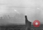 Standbild Deutsche Truppen kämpfen Sowjets Zweiten Weltkrieg Osteuropa, 1944, aus Sekunde 16 historischem Filmmaterial Videoclip 65675043979