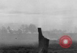 Standbild Deutsche Truppen kämpfen Sowjets Zweiten Weltkrieg Osteuropa, 1944, aus Sekunde 18 historischem Filmmaterial Videoclip 65675043979