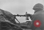 Standbild Deutsche Truppen kämpfen Sowjets Zweiten Weltkrieg Osteuropa, 1944, aus Sekunde 29 historischem Filmmaterial Videoclip 65675043979