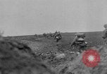 Standbild Deutsche Truppen kämpfen Sowjets Zweiten Weltkrieg Osteuropa, 1944, aus Sekunde 43 historischem Filmmaterial Videoclip 65675043979