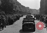 Immagine di Leonard T Gerow Parigi Francia, 1944, secondo 37 filmato di repertorio 65675043991