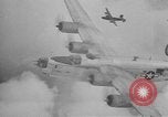Image États-Unis B-24 Liberator l'Europe, 1944, de la seconde 3 séquences d'archives historiques vidéo 65675043999