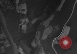 Standbild Bombardierung über Target Europa, 1946, aus Sekunde 8 historischem Filmmaterial Videoclip 65675044000