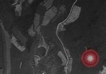 Standbild Bombardierung über Target Europa, 1946, aus Sekunde 15 historischem Filmmaterial Videoclip 65675044000