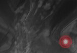 Standbild Bombardierung über Target Europa, 1946, aus Sekunde 36 historischem Filmmaterial Videoclip 65675044000