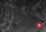 Standbild Bombardierung über Target Europa, 1946, aus Sekunde 38 historischem Filmmaterial Videoclip 65675044000