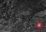 Standbild Bombardierung über Target Europa, 1946, aus Sekunde 59 historischem Filmmaterial Videoclip 65675044000