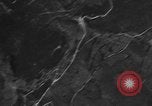 Standbild Bombardierung über Target Europa, 1946, aus Sekunde 8 historischem Filmmaterial Videoclip 65675044001