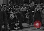 Standbild Frauen Mitarbeiter BESANCON FRANKREICH, 1944, aus Sekunde 20 historischem Filmmaterial Videoclip 65675044005