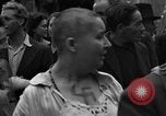 Standbild Frauen Mitarbeiter BESANCON FRANKREICH, 1944, aus Sekunde 33 historischem Filmmaterial Videoclip 65675044005