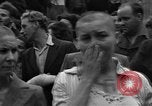 Standbild Frauen Mitarbeiter BESANCON FRANKREICH, 1944, aus Sekunde 37 historischem Filmmaterial Videoclip 65675044005