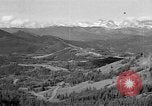 Standbild Kohle Bergbau Alberta British Columbia Kanada, 1940, aus Sekunde 1 historischem Filmmaterial Videoclip 65675044027