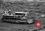 Standbild Kohle Bergbau Alberta British Columbia Kanada, 1940, aus Sekunde 19 historischem Filmmaterial Videoclip 65675044027