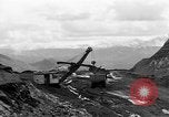 Standbild Kohle Bergbau Alberta British Columbia Kanada, 1940, aus Sekunde 49 historischem Filmmaterial Videoclip 65675044027