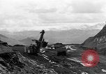 Standbild Kohle Bergbau Alberta British Columbia Kanada, 1940, aus Sekunde 52 historischem Filmmaterial Videoclip 65675044027